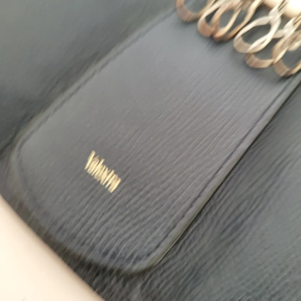 Valextra Navy Blue Pebble Grain Leather 6-Hook Key Case Holder Made in Italy